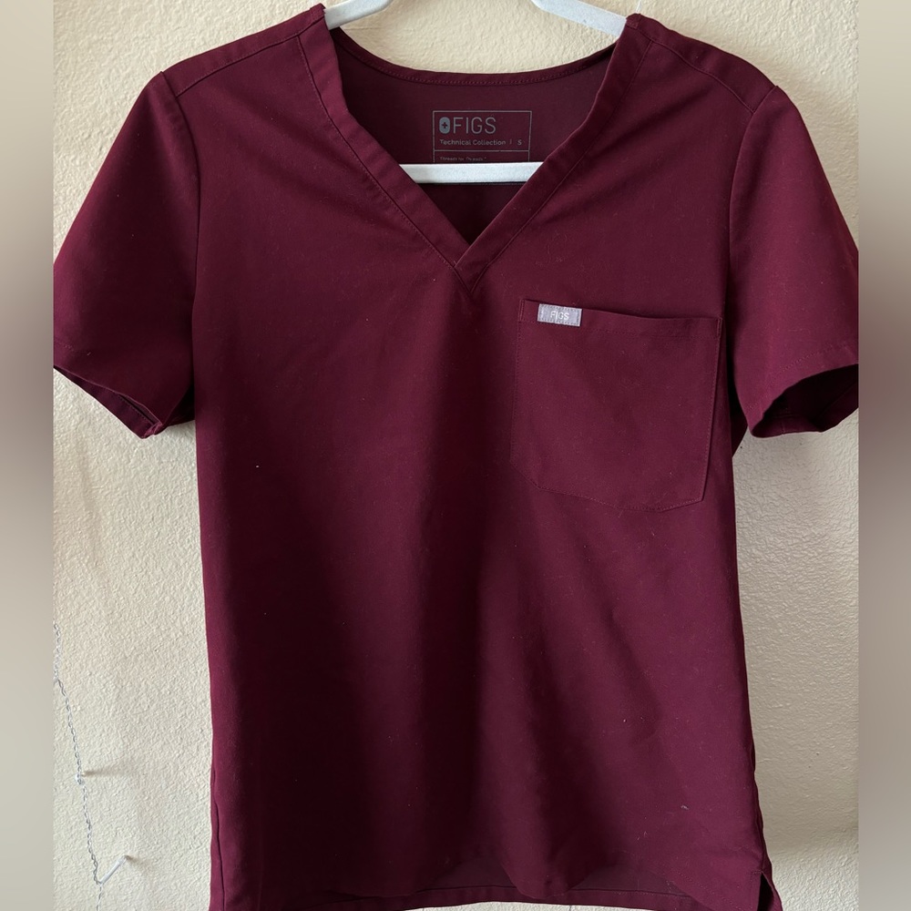 Figs Scrub Top